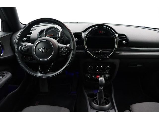 Fahrzeugabbildung MINI Cooper Clubman 1.5