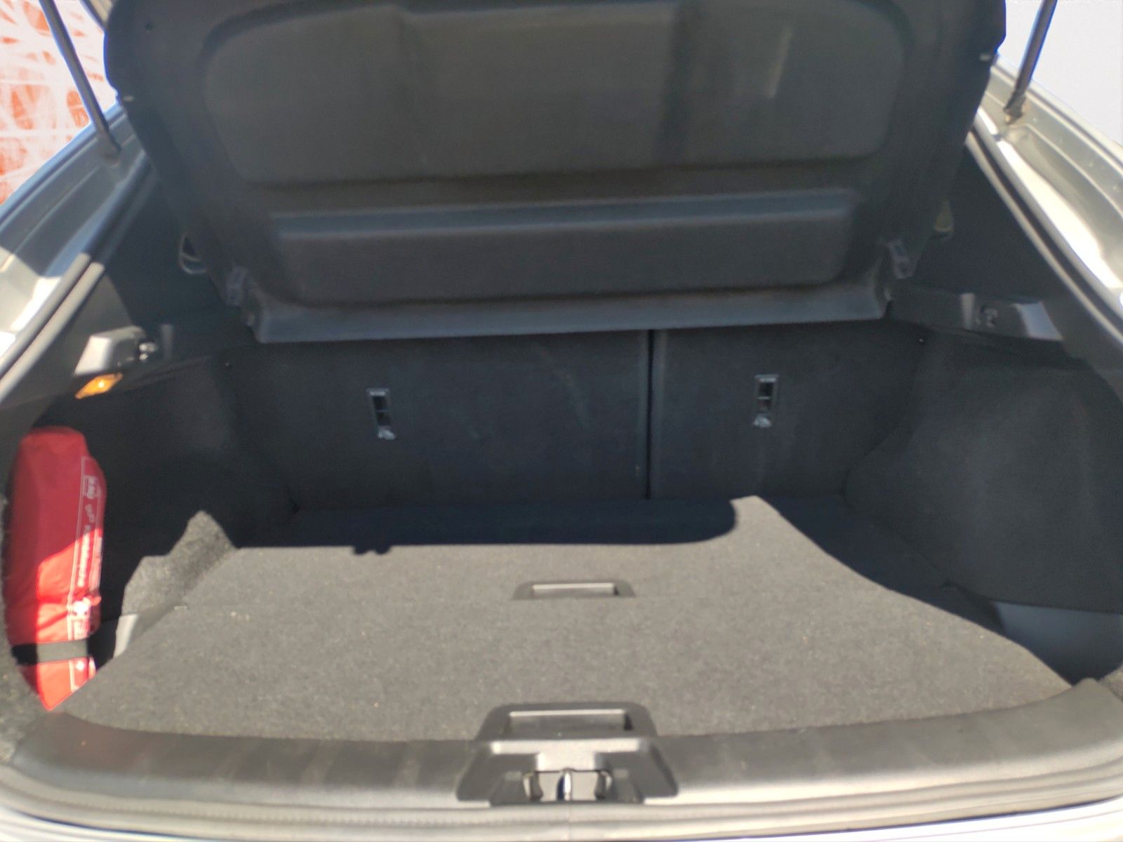Fahrzeugabbildung Nissan Qashqai 4x4 ! Panoramadach ! Navi ! 360° Kamera