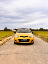 Mazda 2  Top gepflegt  Fahranfänger - Na... - Mazda 2 in Braunschweig