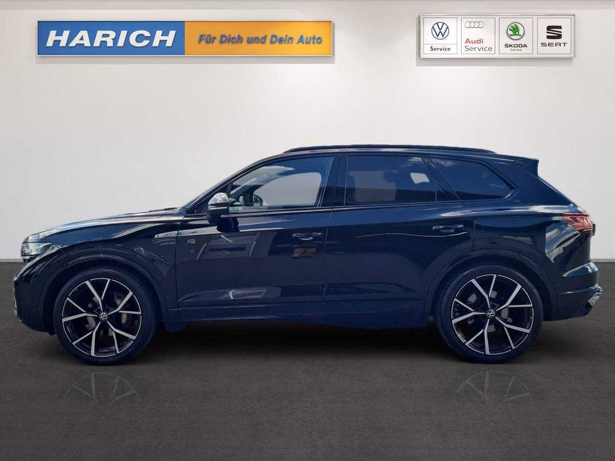 Volkswagen Touareg R-Line BLACKHD-MAT/22" STANDH/PANO/AHK/L