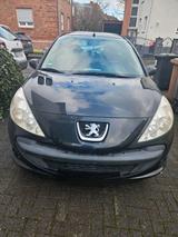 Peugeot 206+ - Peugeot 206 in Frankfurt (Main)
