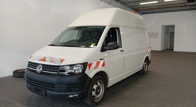 Volkswagen T6 2,0 TDI Standheizung Hochdach lang 1.HD*Navi