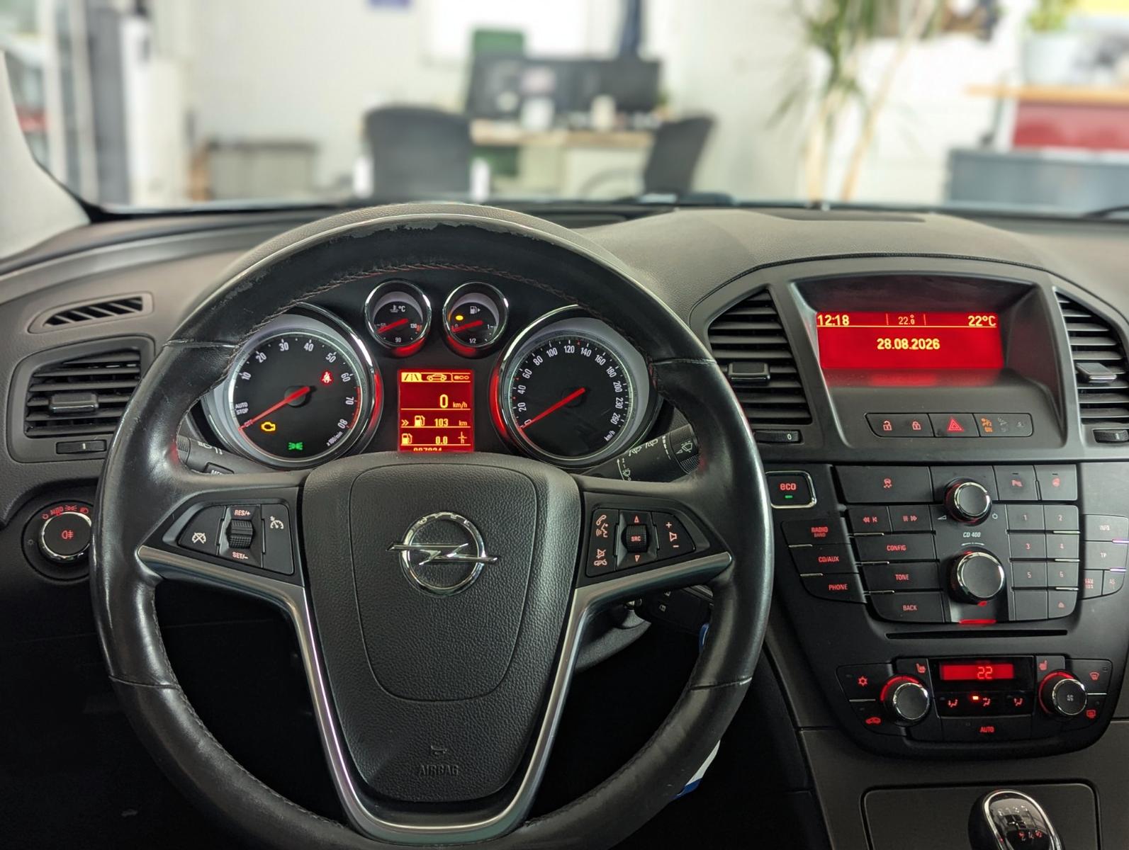 Opel Insignia 2013 — photo 10