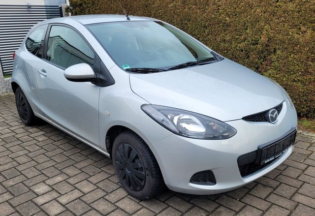 Mazda 2 Lim. Klima, 15"- Alu, 8x bereift