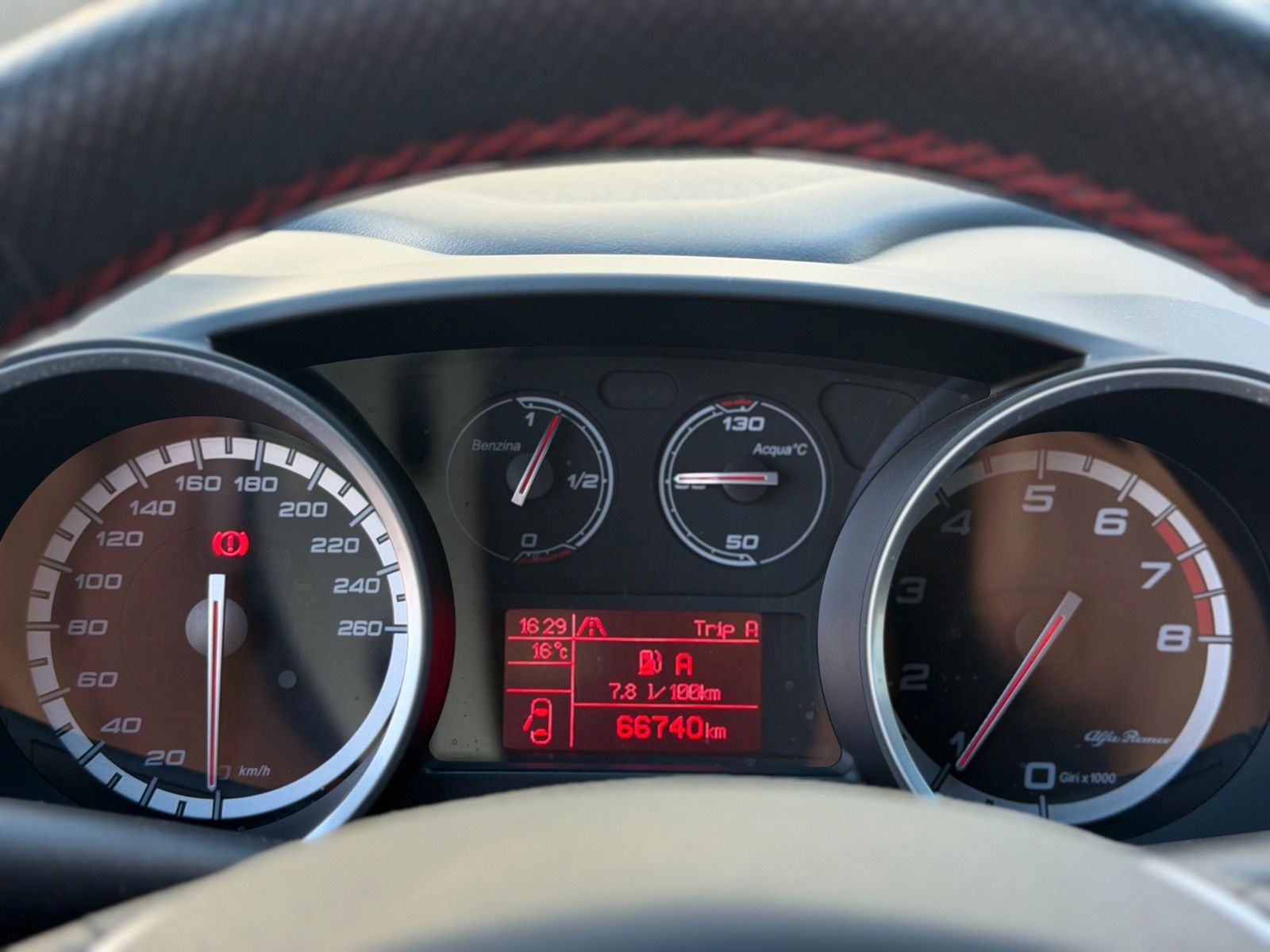 ALFA ROMEO Giulietta Giulietta Turismo LEDER/SHZ/PDC – Ansicht 26