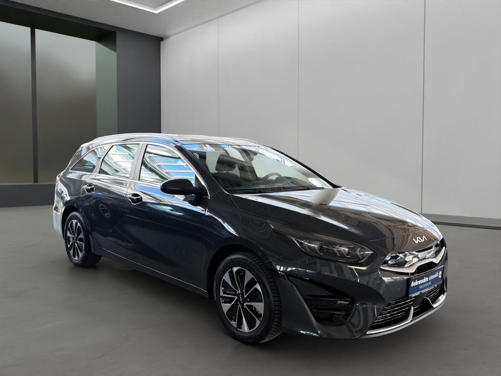 Kia Ceed SW 1,6 SPIRIT HYBRID LED NAVI ACC KLIMA 16"