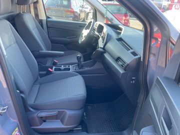Volkswagen Caddy - 11
