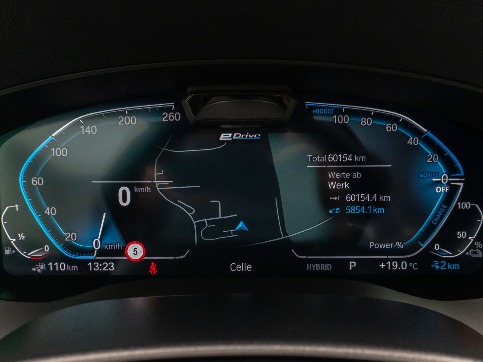 Fahrzeugabbildung BMW 520e M Sport Kamera Laser HUD DAB HiFi Komfort