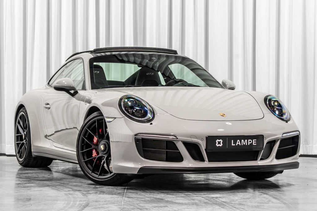 Porsche 991