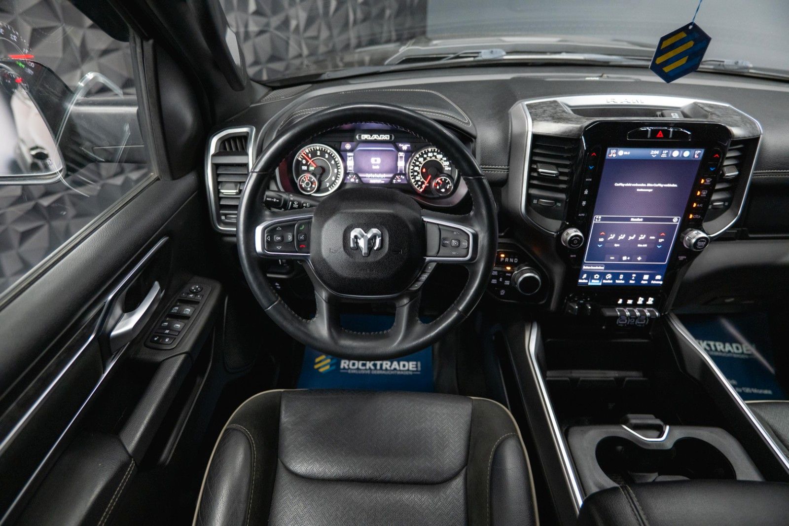 Fahrzeugabbildung Dodge RAM 5.7 V8 HEMI 4x4 LARAMIE Limited Offroad LED
