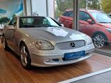 Mercedes-Benz SLK 320 Automatik Leder PDC Sitzheizg ROSTFREI - Mercedes-Benz SLK-Klasse in Duisburg