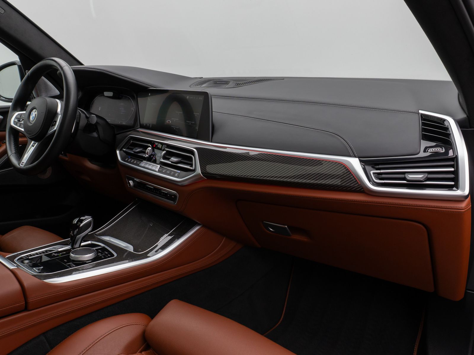 Fahrzeugabbildung BMW X5 xD40d M Sport 360°Panorama Laser HUD B&W AHK
