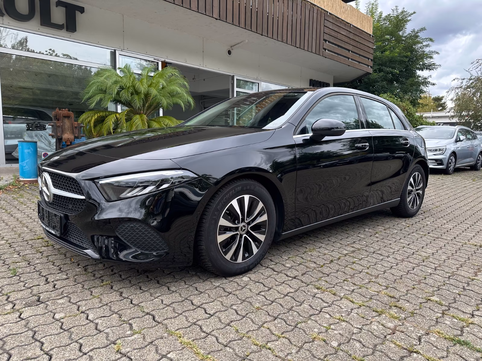 Mercedes-Benz A 180 d*Advanced*NAVI*LED*EU6dT*