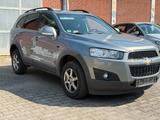 Chevrolet Captiva 2.2 D LT 2WD, 7Sitzer,8Fach - Chevrolet Captiva in Essen