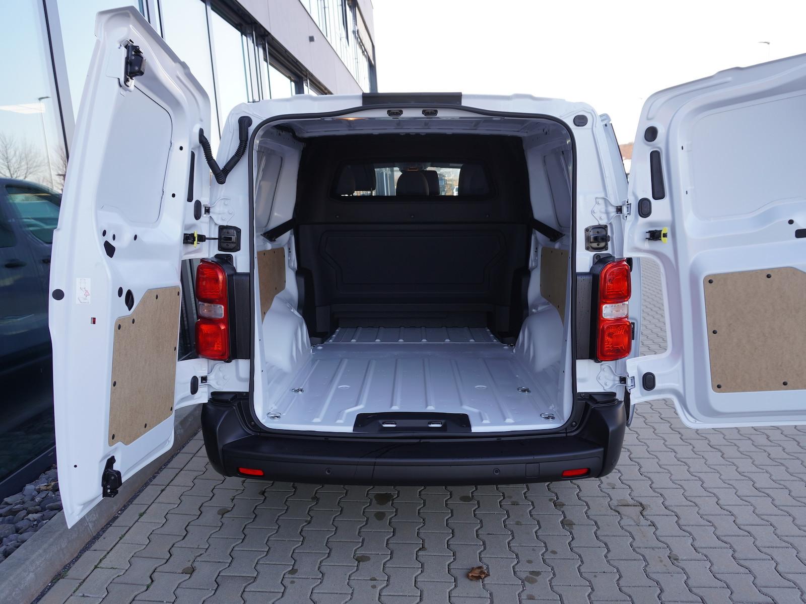 Fiat Scudo Multicab L3 2.2 150 / 6-Sitzer + 10-Zoll