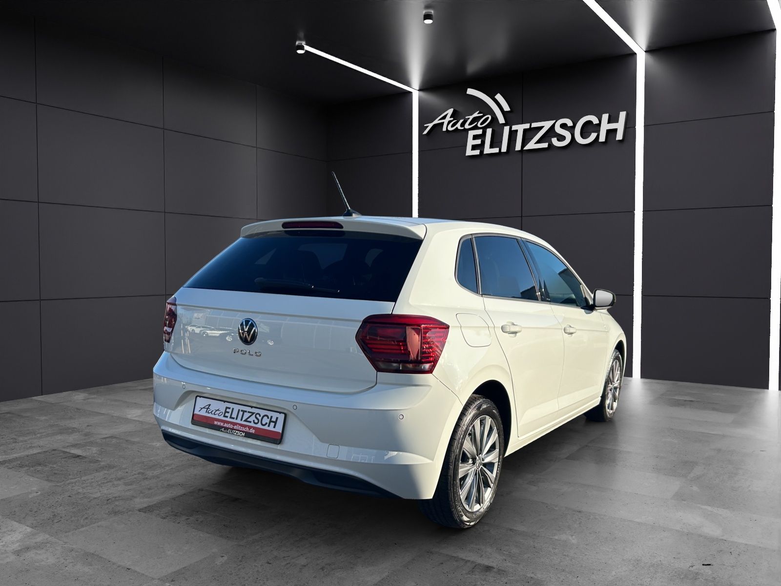 Fahrzeugabbildung Volkswagen Polo Highline TSI DSG LED ACC SH PDC Climatronic