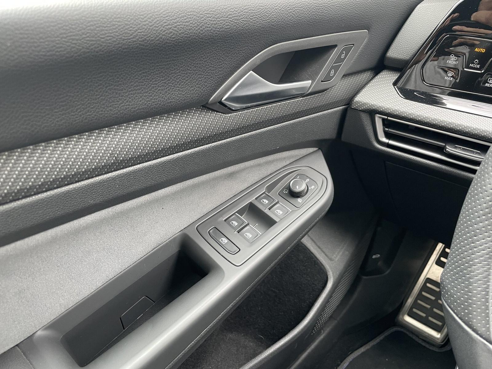 Volkswagen Golf 2.0 R 4Motion ACC HEAT CARPLAY 19", миниатюра 17