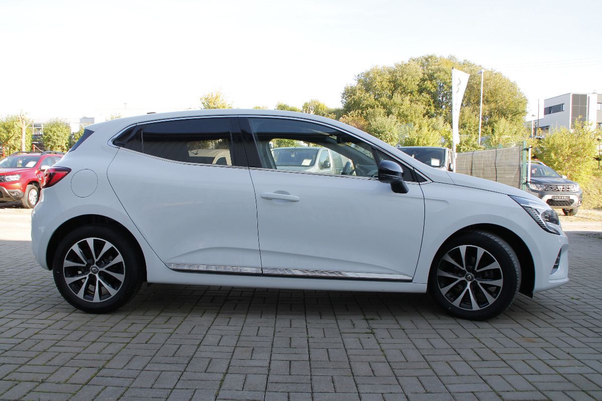 Fahrzeugabbildung Renault Clio V TECHNO TCe 90