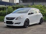 Opel Corsa 1.4 Twinport Limited Edition - Opel Corsa: Limited Edition
