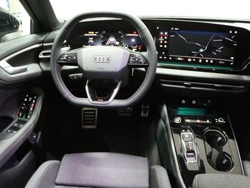 Fahrzeugverkauf 11 Audi A5 Avant TDI 150 kW S-Line Black Matrix Display
