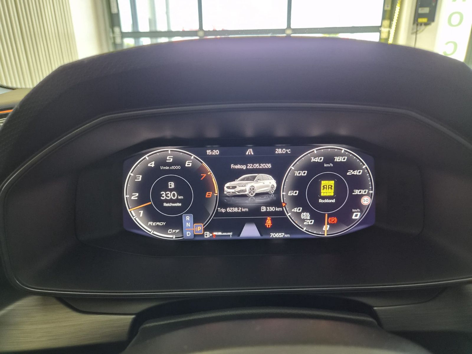 Fahrzeugabbildung CUPRA Leon Sportstourer / NAVI / KAMERA / T-LEDER
