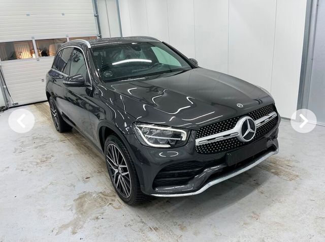 Mercedes-Benz GLC 300 de 4Matic*AMG-Line*LED*