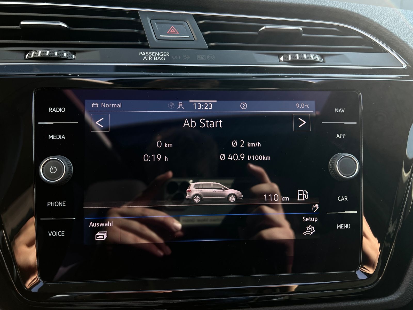 Fahrzeugabbildung Volkswagen Touran Highline 2.0 TDI DSG *AHK, LED, 7 Sitze,