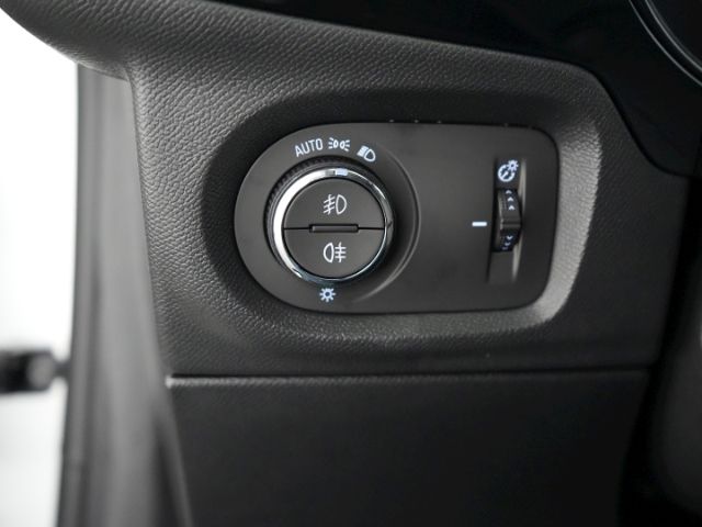 Corsa F FACELIFT GS+LED MATRIX+NAVI+RÜCKFAHRKAME