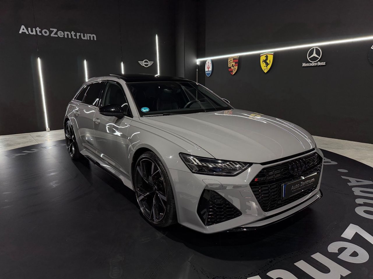 Audi A6 RS 6 Avant 4.0 TFSI V8 quattro tiptronic imagem 2