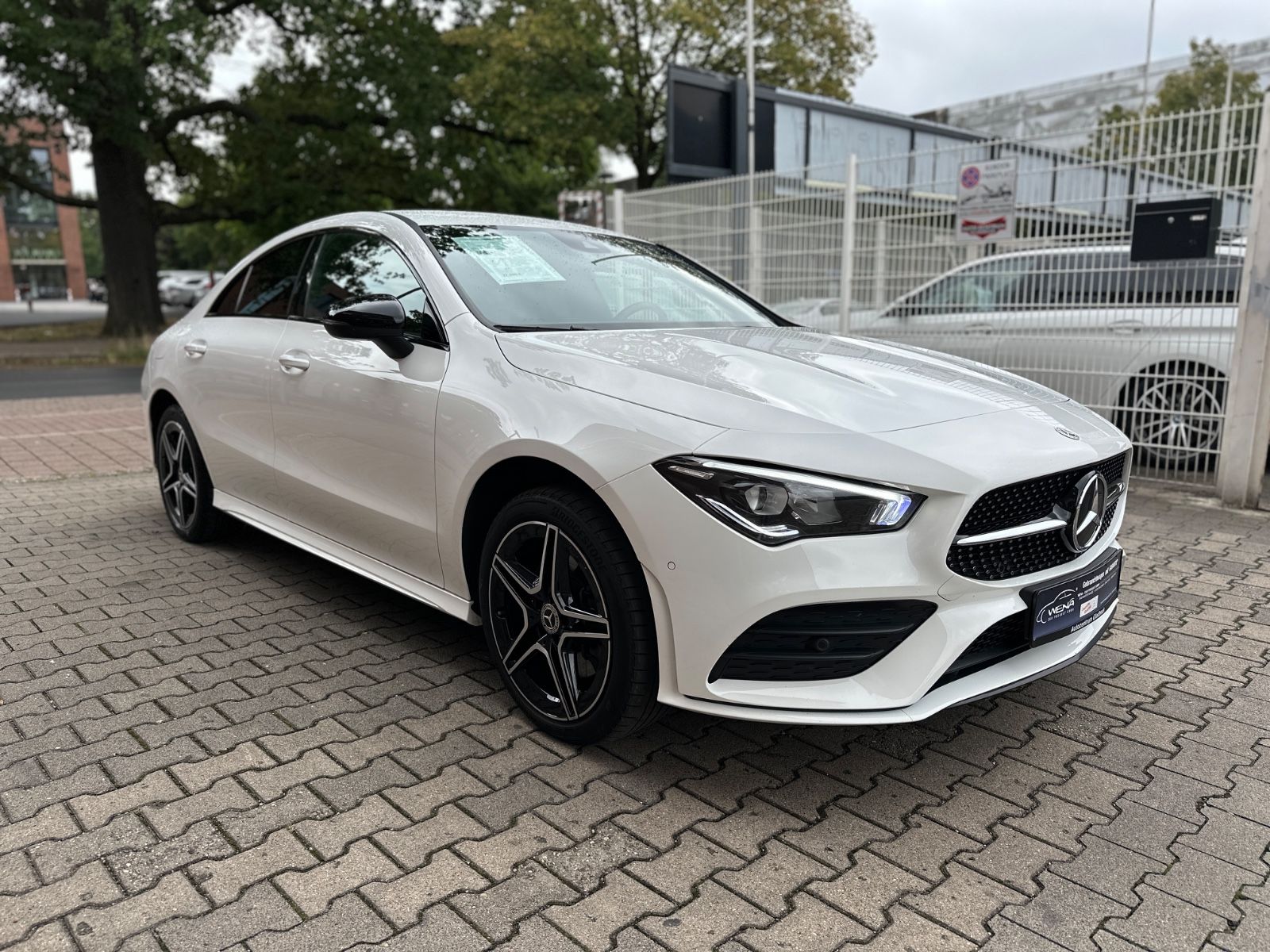Mercedes-Benz CLA 250 e foto 4