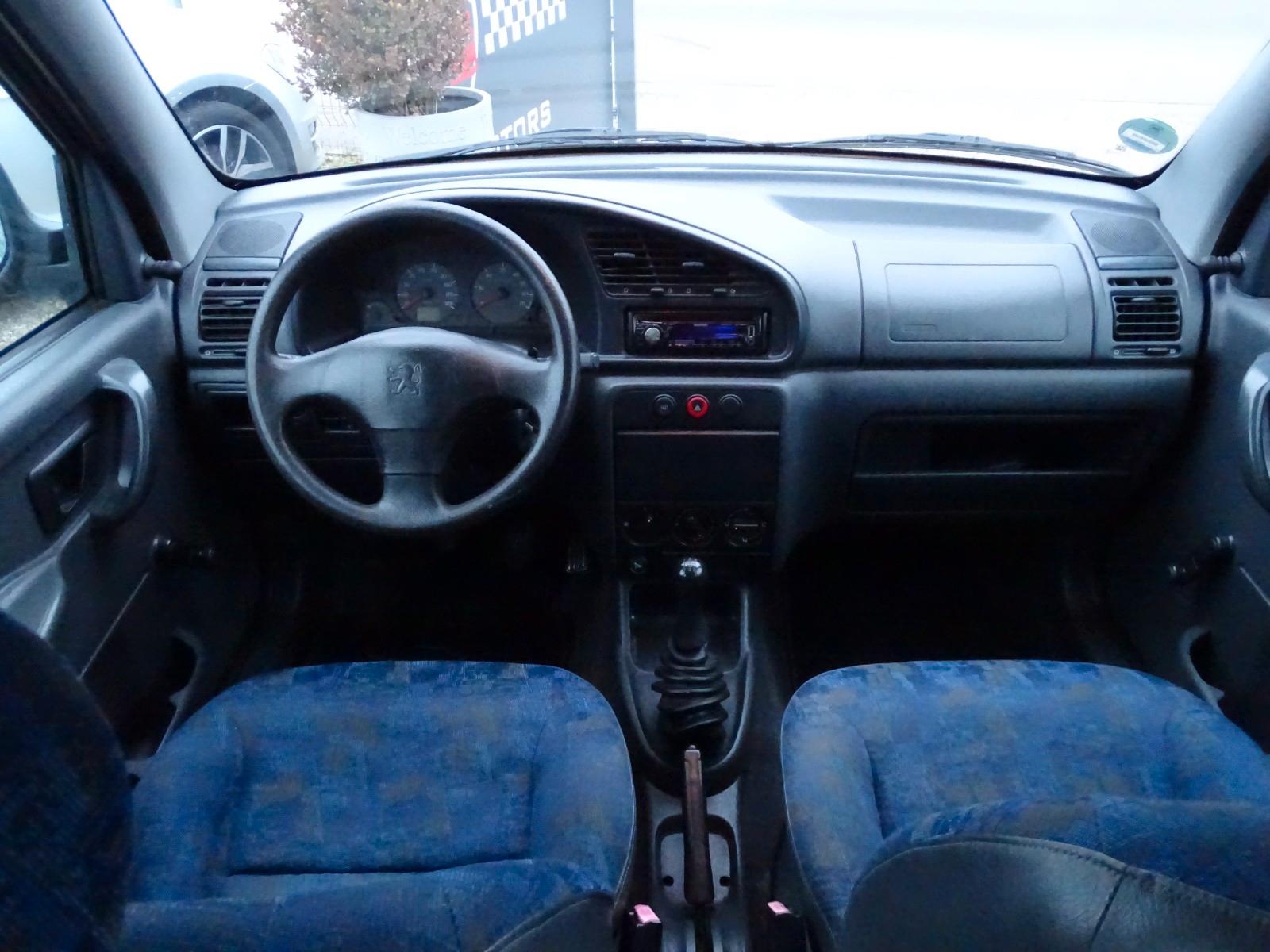 Peugeot Partner 1,4L 170C *5-Sitzer*Schiebetür*AHK