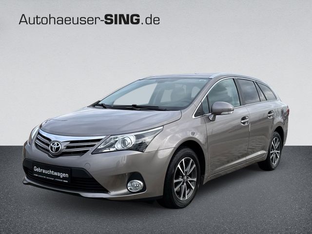 Toyota Avensis Kombi Edition Rückfahrkamera LED Privacy