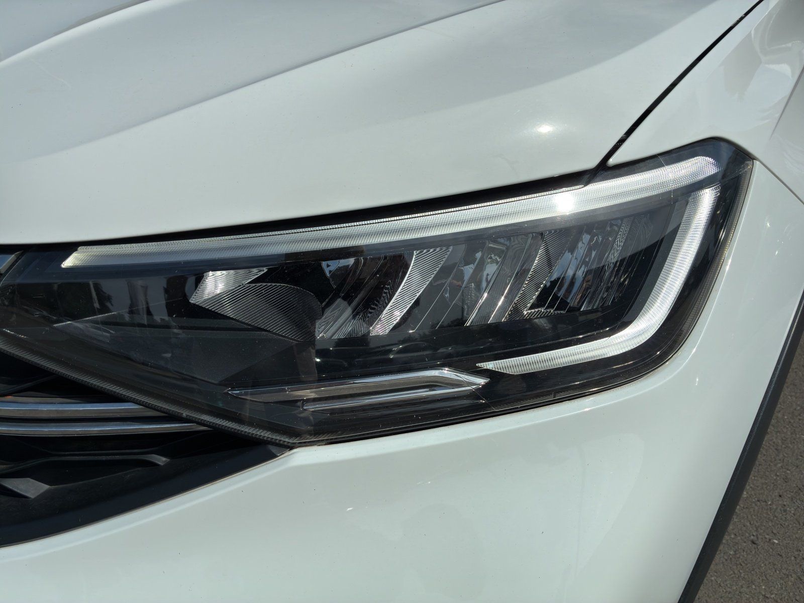 Fahrzeugabbildung Volkswagen Taigo 1.0 TSI Life Kamera,LED,Navi,PDC,SHZ,LM