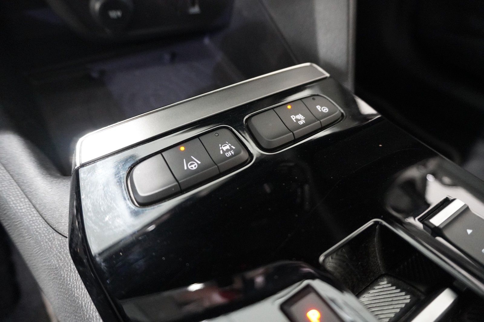 Fahrzeugabbildung Opel Mokka-e ULTIMATE 3-PHASIG NAVI/LED/KAMERA/DAB+