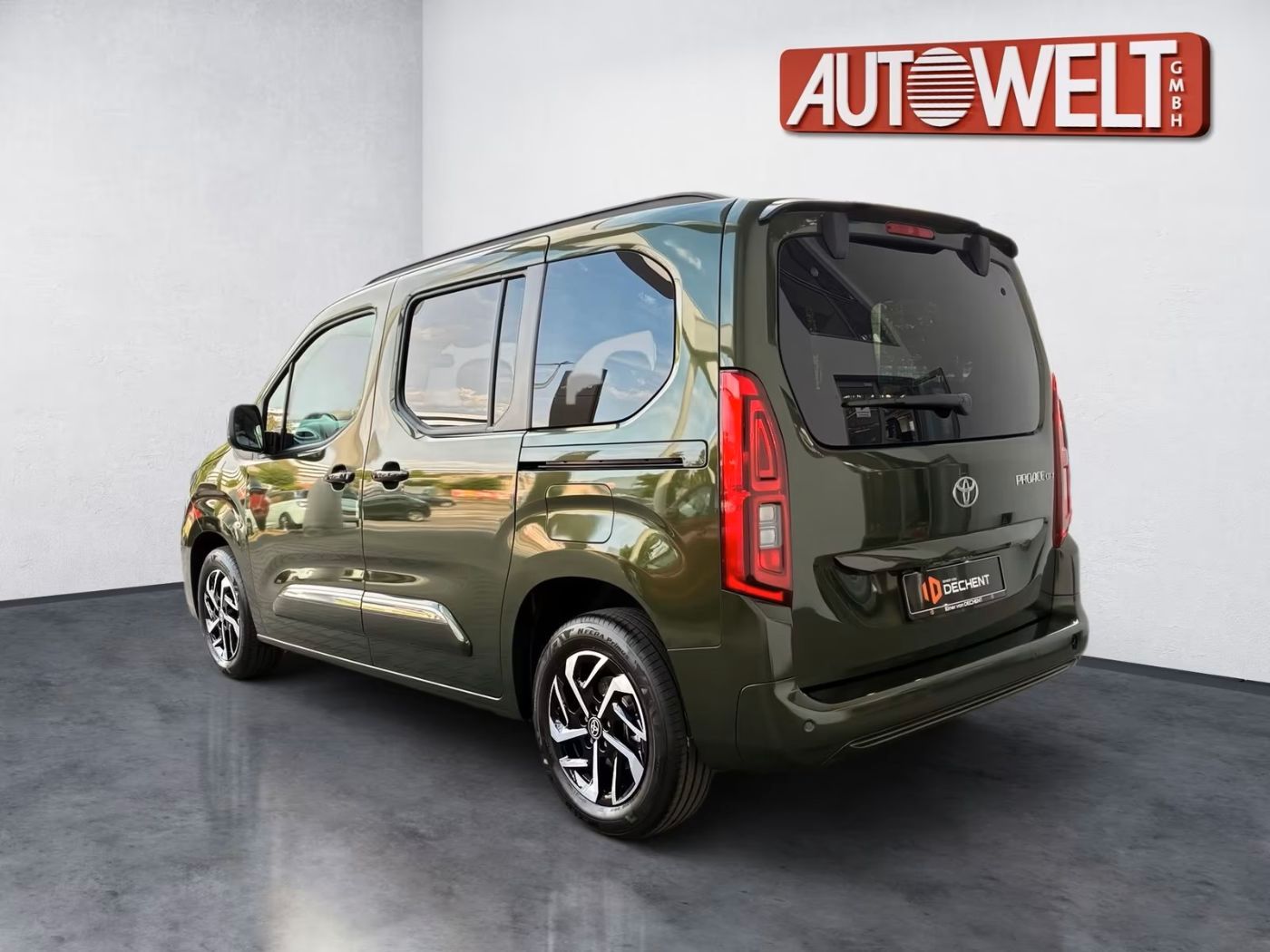 Fahrzeugabbildung Toyota Proace City Verso 1.2 L1 Kamera,LED,Matrix,Navi