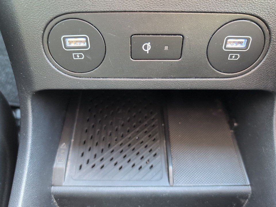 Fahrzeugabbildung Hyundai IONIQ 5 77kWh DYNAMIQ ASSIST-P 1HD NAV+CARPLAY++