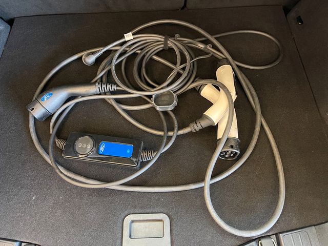 Ford Kuga Plug-In Hybrid Titanium *ACC*AHK*NAVI*KAM*