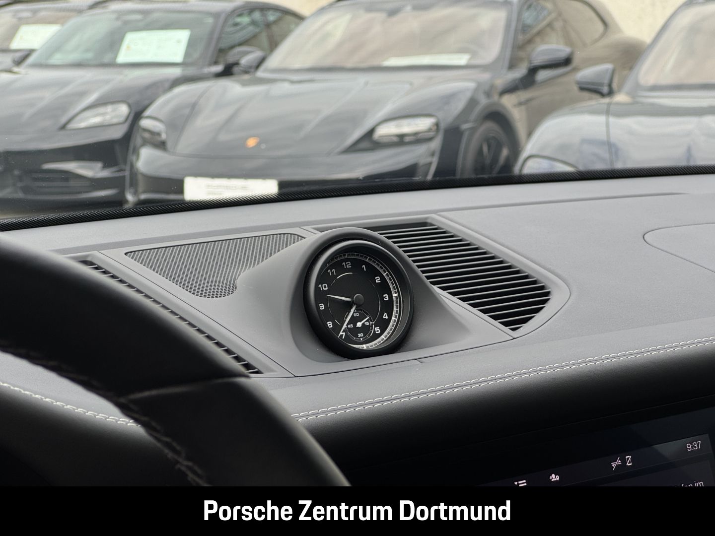 Porsche Macan BOSE Panorama Abstandstempostat 21-Zoll foto 24