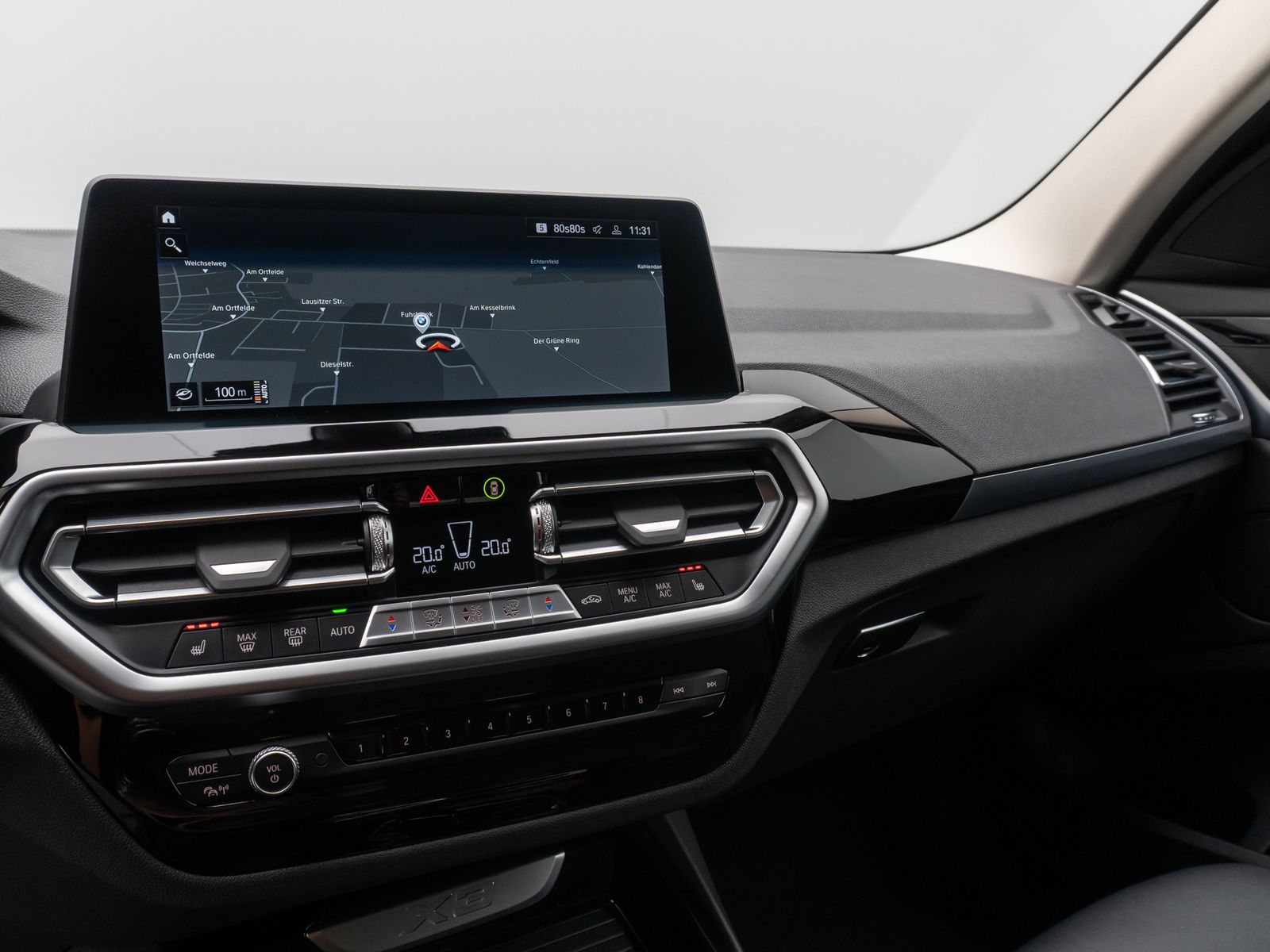 Fahrzeugabbildung BMW X3 xD20d Komfort Kamera HUD DAB Sport HiFi AHK