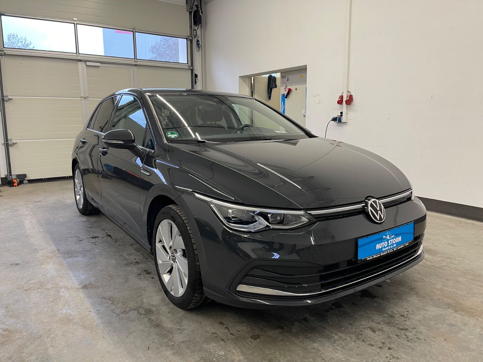 Volkswagen Golf VIII 1.5 eTSI Style*LED*ACC*R-KAM*SpurH* AH imagem 3