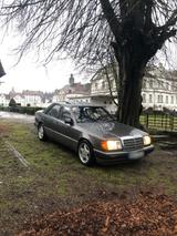 Mercedes-Benz 200E W124 Oldtimer  122 PS ... - Mercedes-Benz 200: W124 200e