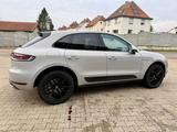 Porsche Macan Kreide Standhzg. AHK Pano Approved 12/27  - Porsche Macan Kreide Gebrauchtwagen
