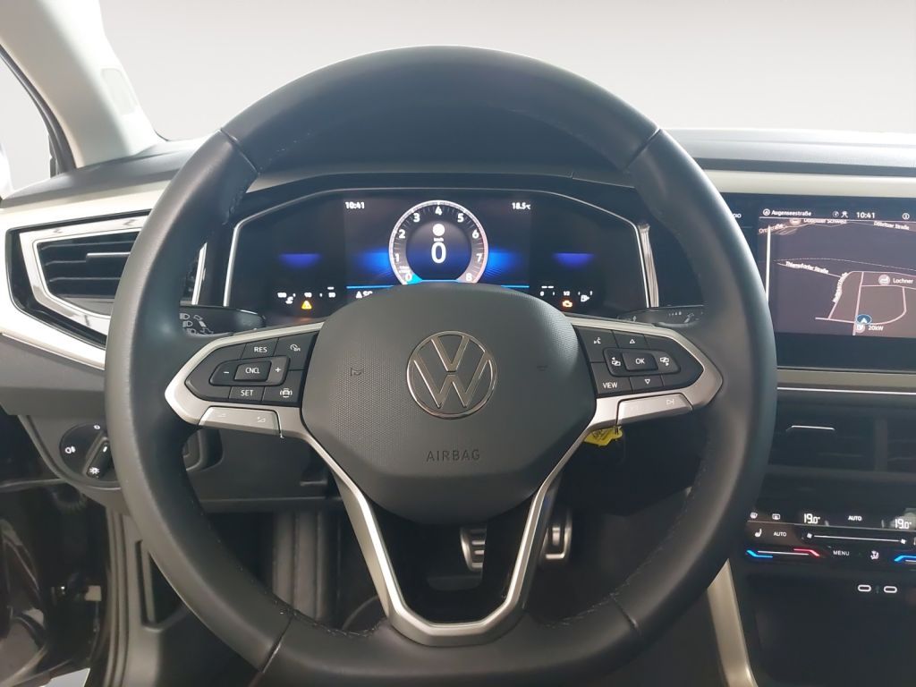 Fahrzeugabbildung Volkswagen Polo 1.0 TSI Move LED Navi SHZ