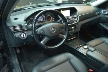 Mercedes E 350 - 5