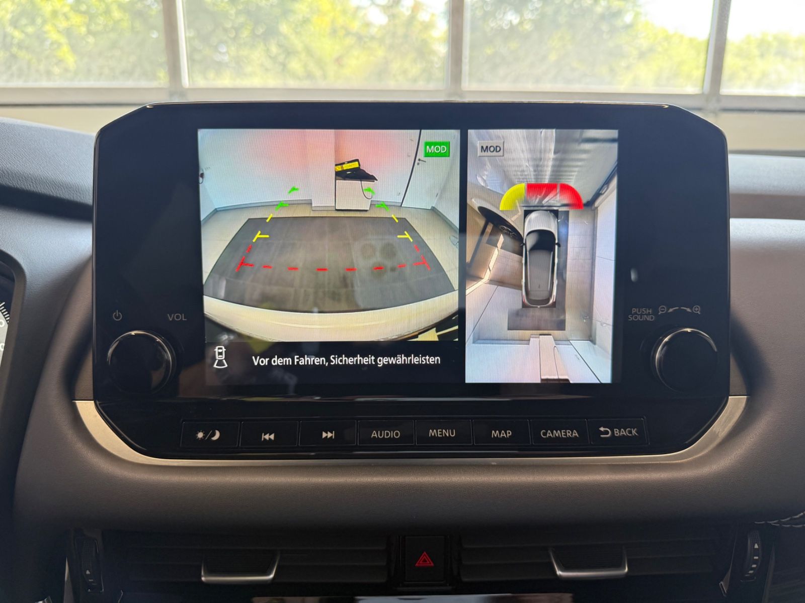 Fahrzeugabbildung Nissan Qashqai Tekna MHEV; Autom.,HUD,Teilleder,AHK