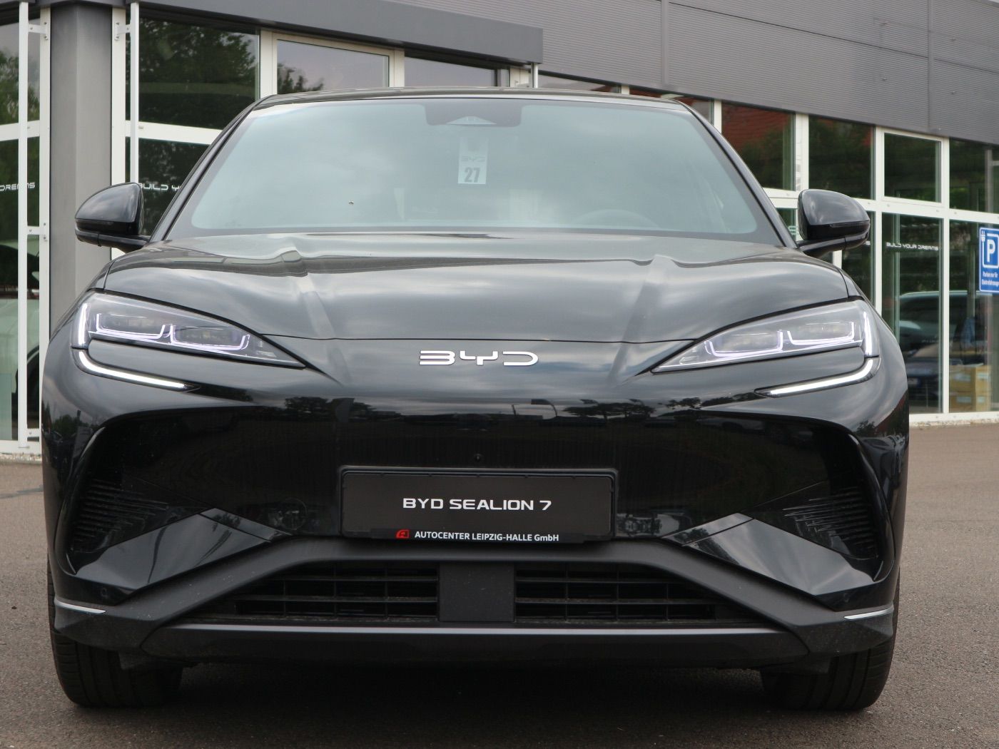 BYD SEALION 7