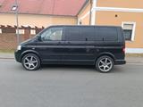 Volkswagen VW T5 Multivan 7 Sitzer Tisch TV DVD - Volkswagen T5 Multivan in Leipzig