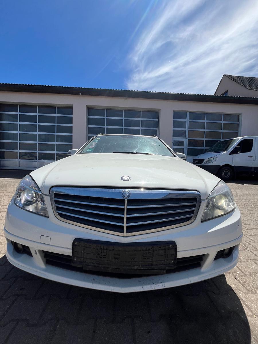 Mercedes-Benz C 200 CDI BlueEFFICIENCY AVANTGARDE