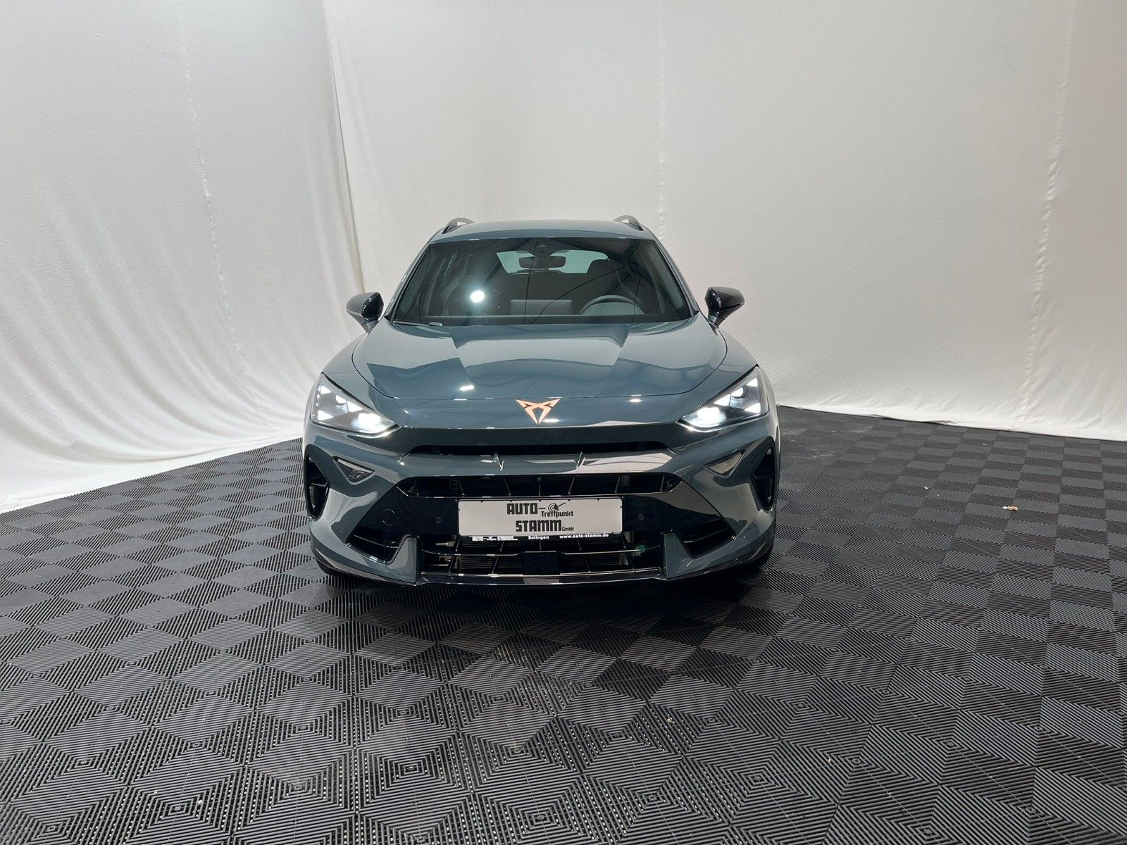 Fahrzeugabbildung CUPRA Formentor 2.0 TSI 245kW VZ DSG 4Drive