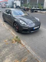 Porsche Panamera 2 S,  Motor  53000km gelaufen - Porsche Gebrauchtwagen in Berlin